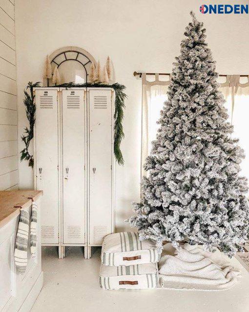 Prince Flock Artificial Christmas Tree Unlit